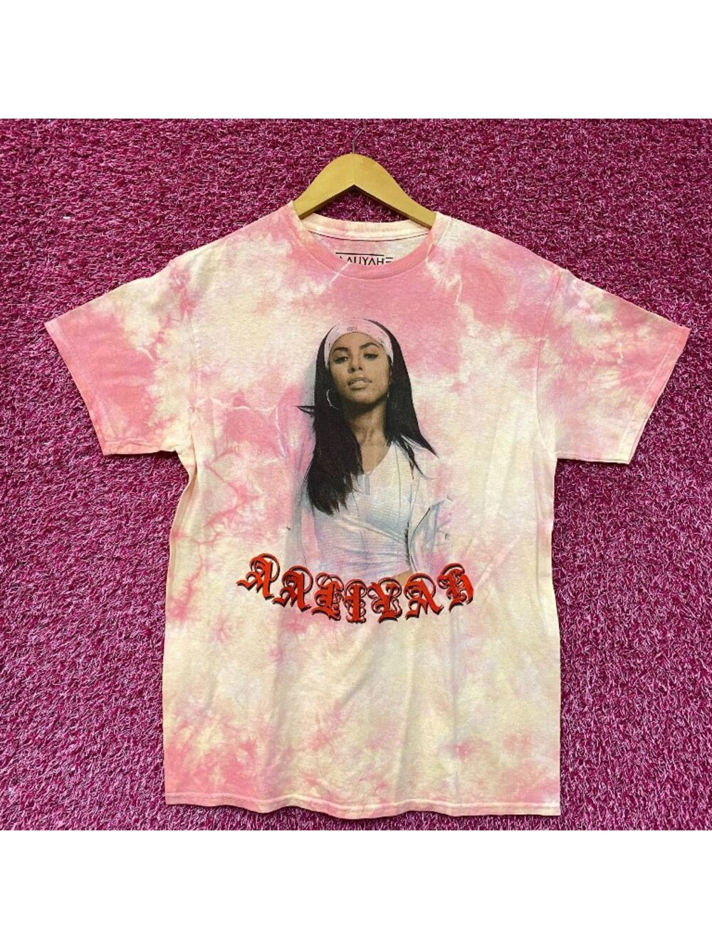 Aaliyah Tie dye Retro Style RnB Tshirt size Small